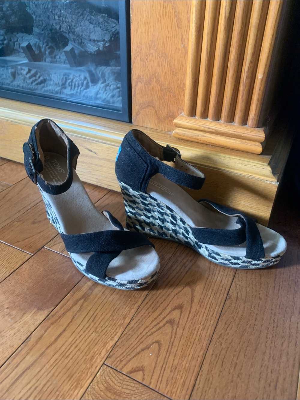 TOMS Black Woven Espadrille Wedge Sandals